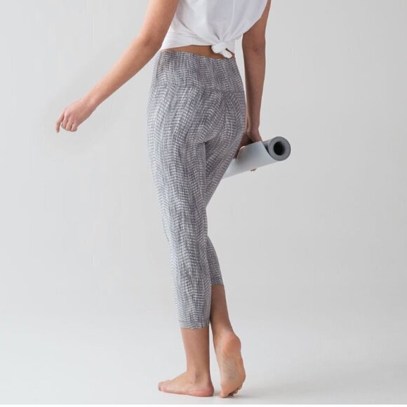 Lululemon Wunder Under Crop Hi-Rise 21" Luon Arrow Jacquard Battleship - Picture 1 of 7